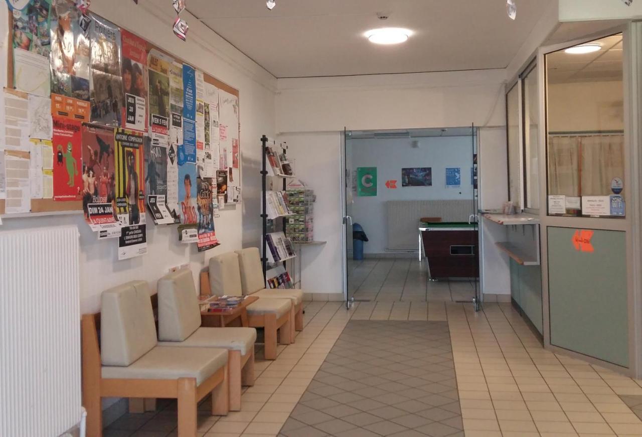Auberge De Jeunesse Hi Poitiers Kültér fotó